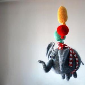 Airy-fairy Flying Elephant With 3 Balloons - Pdf..