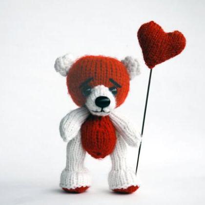 Valentine Bear With Heart