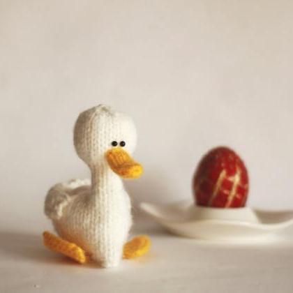 White Duck For Keeping Warm Breakfast Egg. Eco..