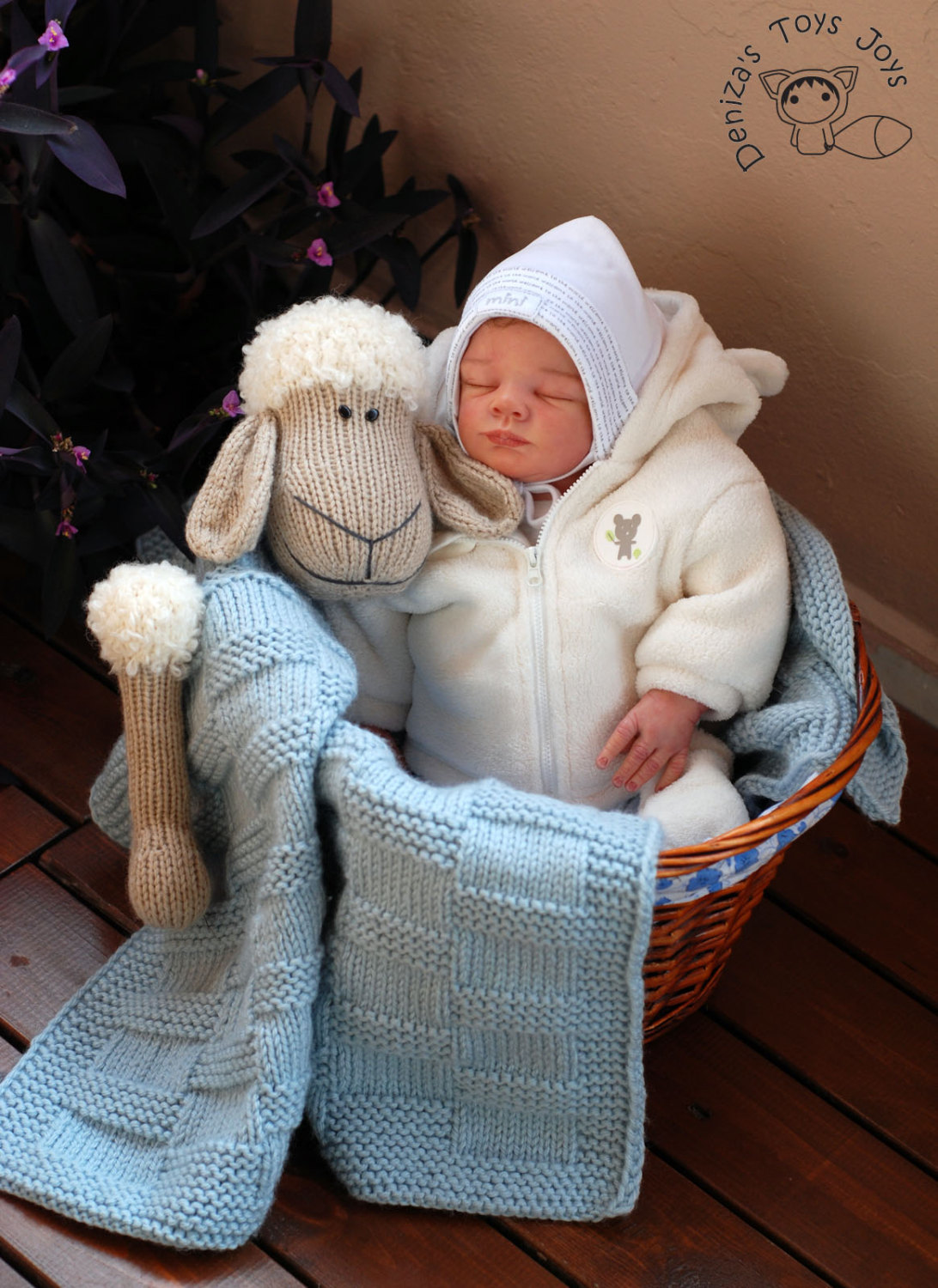 Pastel Light Greenbaby Sheep Toy Blanket. Hand Knit Blanket.children,baby Gift.