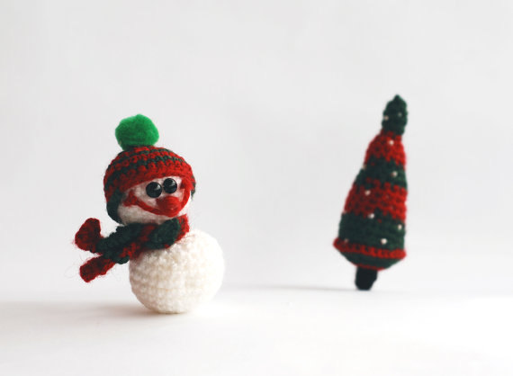 Set Of 2 Christmas Crocheted Toys: Snowman And Christmas Tree. Christmas Tree Hanged Decoration. Year Decoration. Year Gift.